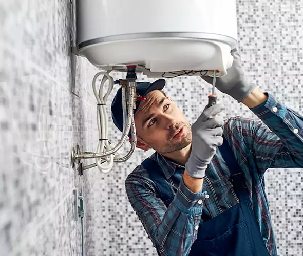Expert Plumber for Hot Water Tank Maintenance in Middle Island, NY: Schedule Reliable Maintenance Services with Us