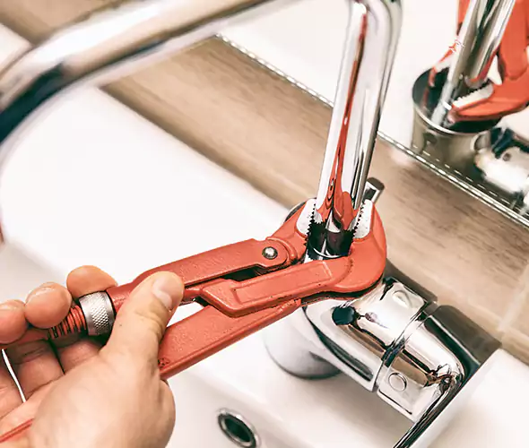 Expert Leak Repair Plumber in Middle Island, NY