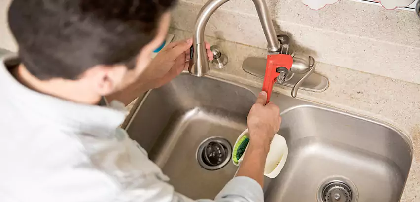 Faucet Repair in Middle Island