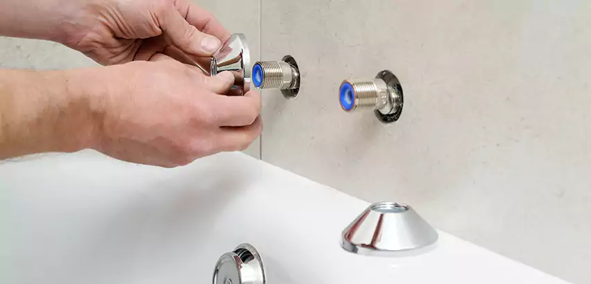Bathtub Faucet Diverter Replacement in Middle Island